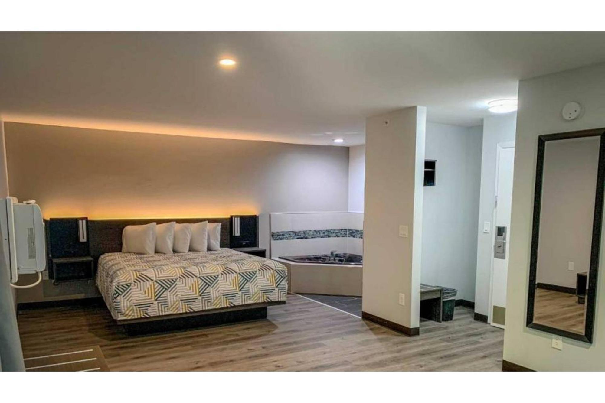 Hotel 6 Rockford, Il